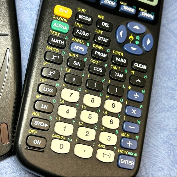 TI-83 Plus Texas Instruments Graphing Calculator PreOwned And Batteries Included - Picture 8 of 17